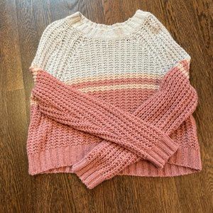 Super Soft American Eagle Gray and Pink Sweater Size Small